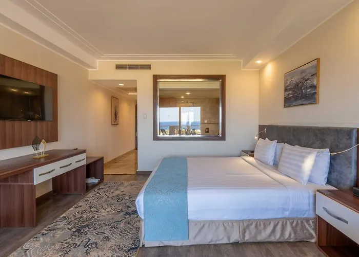 Srnty Sea Reef - Ex Serenity Alpha Resort