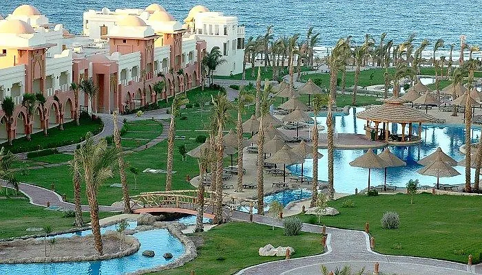 Resort Srnty Sea Reef - Ex Serenity Alpha